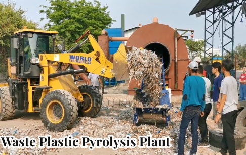 Plastic Pyrolysis Plant Display Video-Waste plastic to fuel oil recycling machine