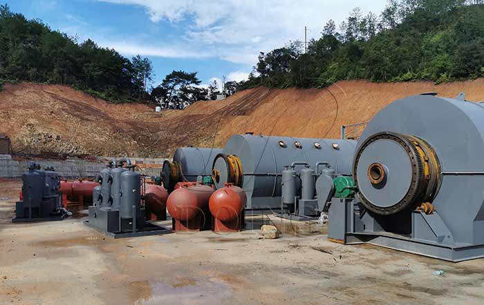 plastic pyrolysis to oil recycling plant