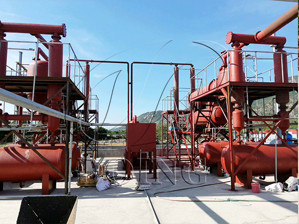 plastic to oil project